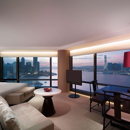 Grand Hyatt Hong Kong Hotel Exterior photo Deluxe Harbour View Room