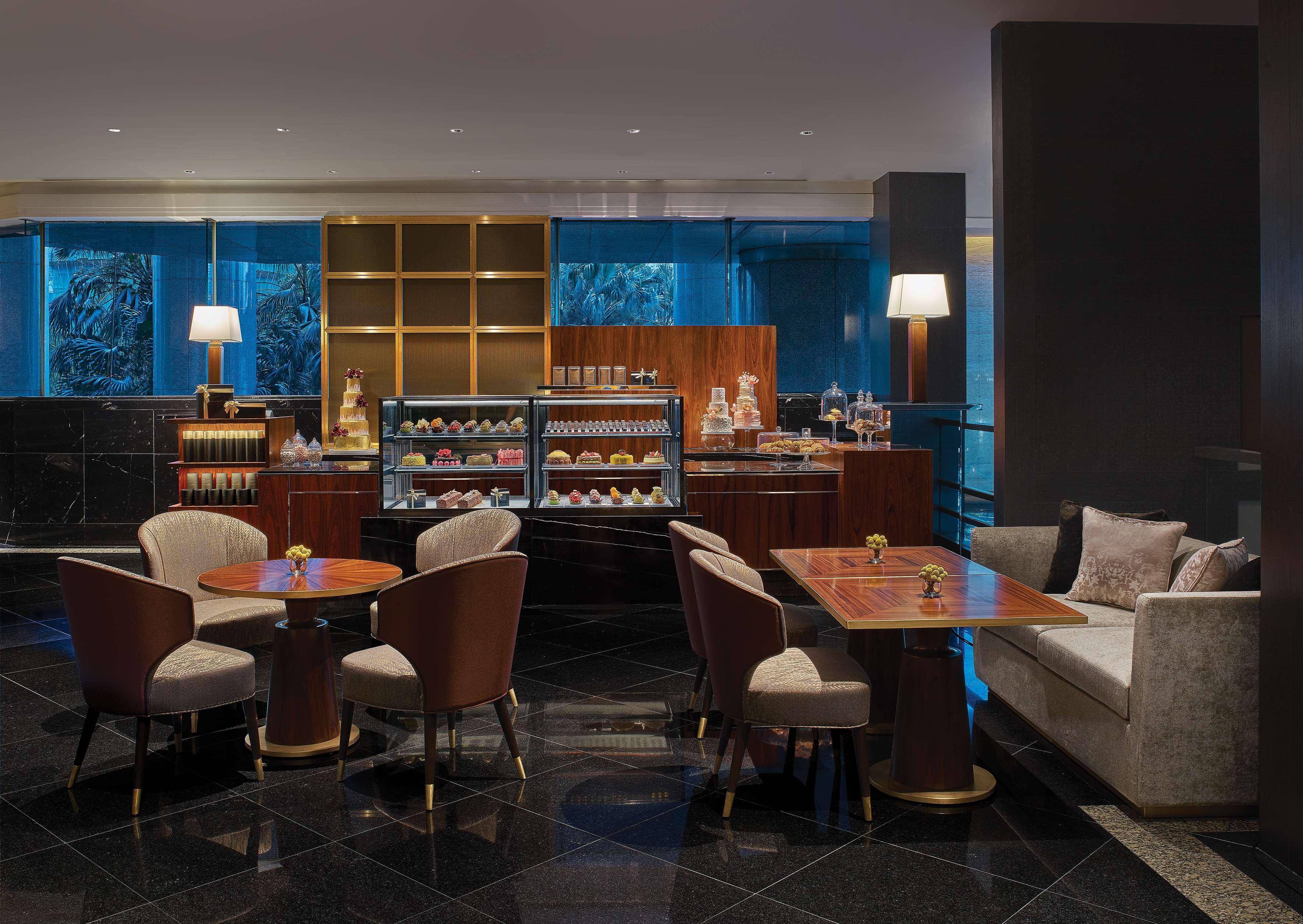 Grand Hyatt Hong Kong Hotel Exterior photo The Lounge at the Westin Mumbai International Airport