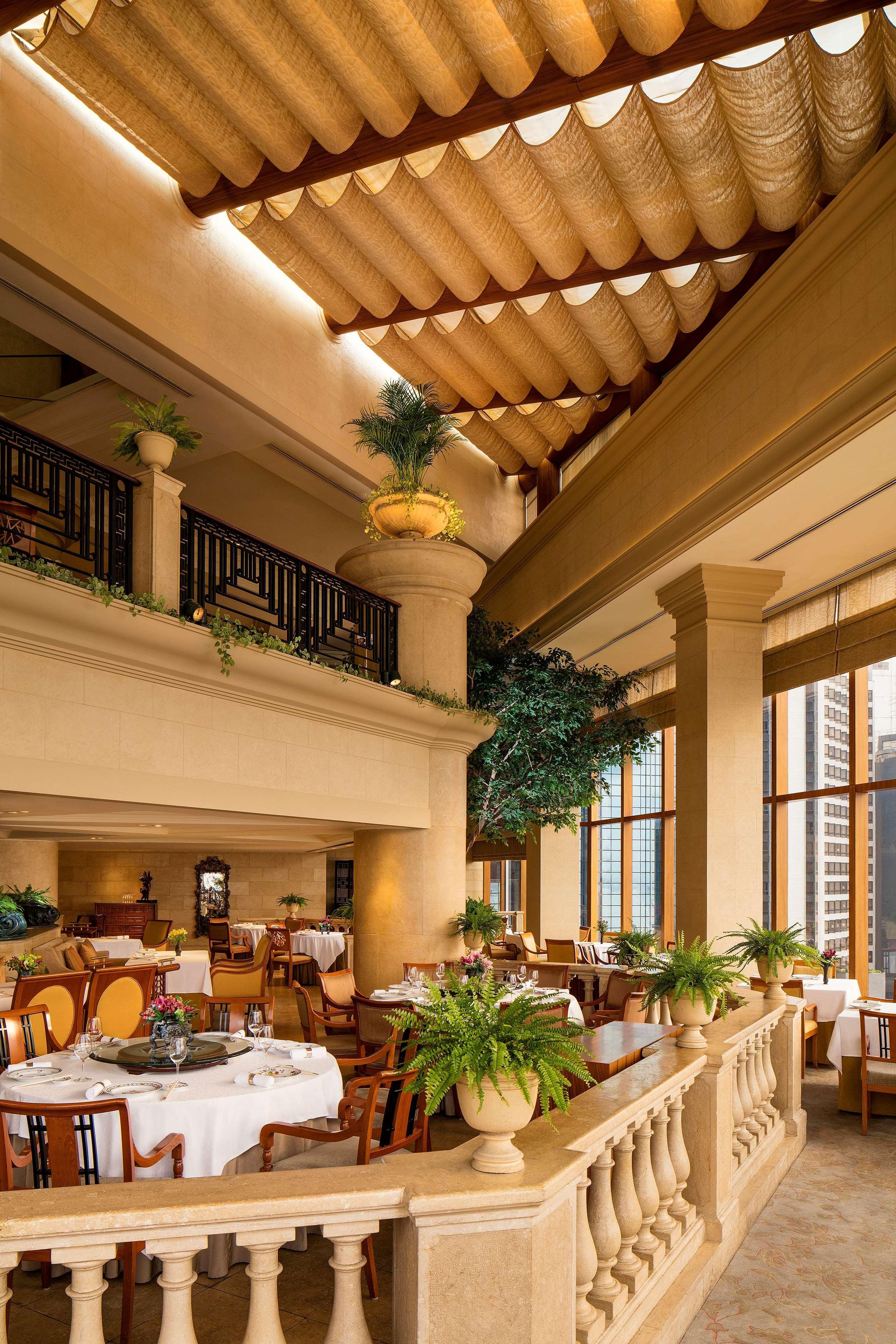Grand Hyatt Hong Kong Hotel Exterior photo The restaurant